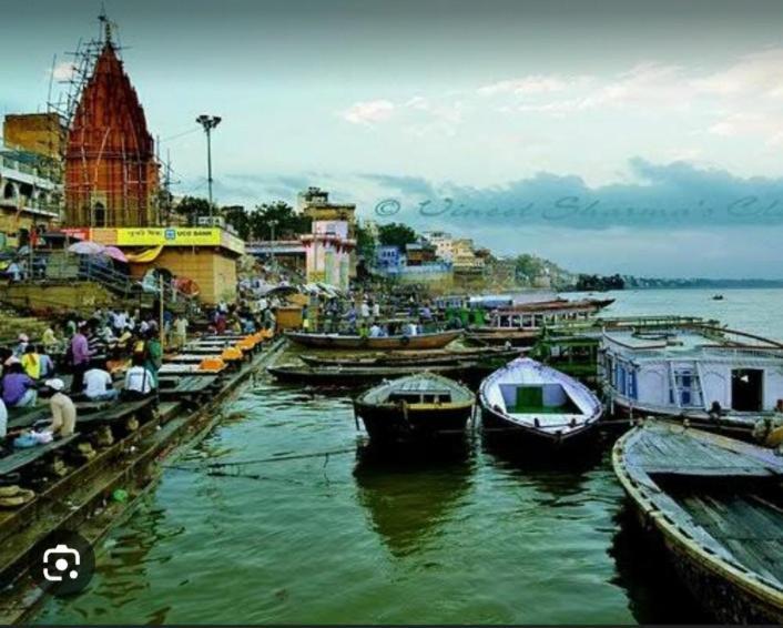 Banarasiya Stay Walking Distance To Banaras Railway Station Варанаси Екстериор снимка